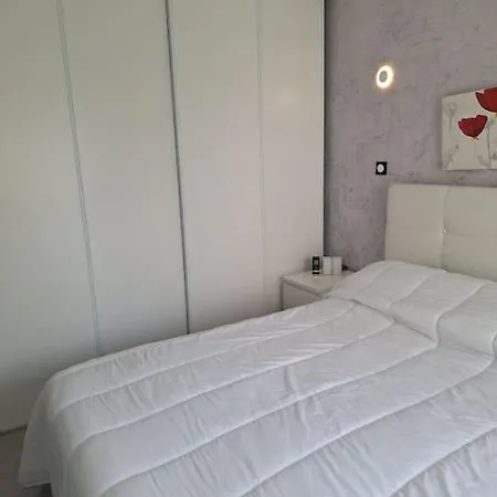 Villa Belle Maison 3 3min Des Plages De Juan Les Pins 8personnes *