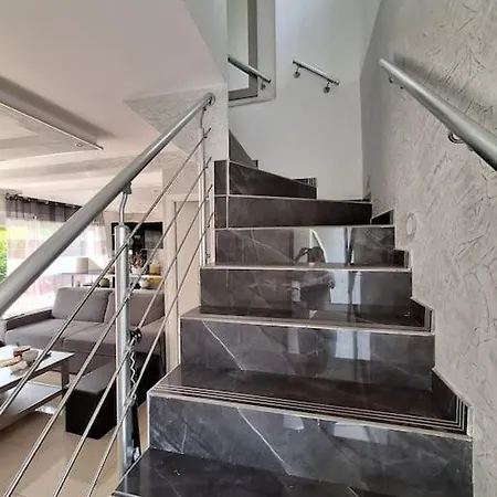 Belle Maison 3 3min Des Plages De Juan Les Pins 8personnes *