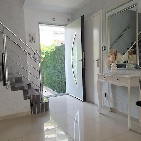 Belle Maison 3 3min Des Plages De Juan Les Pins 8personnes Villa Antibes